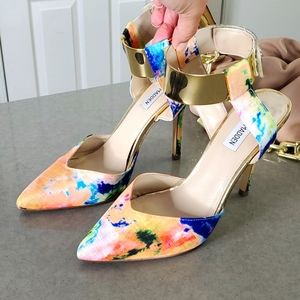 STEVE MADDEN Multicolor Gold Cuff Heels